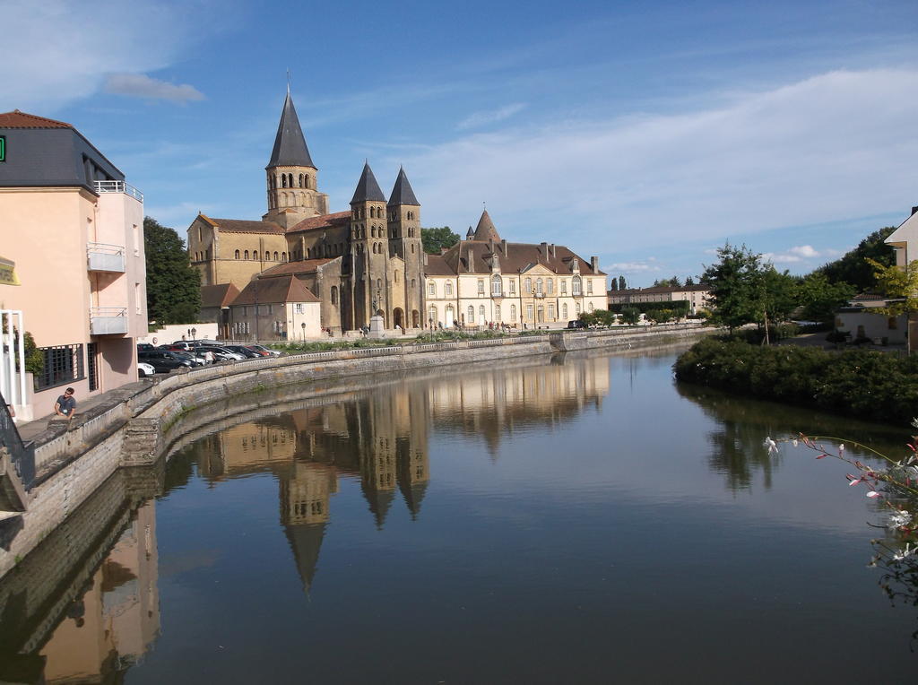 לינה וארוחת בוקר Iguerande Fenetre Sur Loire מראה חיצוני תמונה